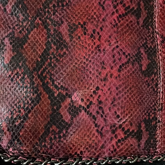 AIMEE KESTENBERG Red/Rose/Black Leather Snakeskin Crossbody Purse - Picture 7 of 16